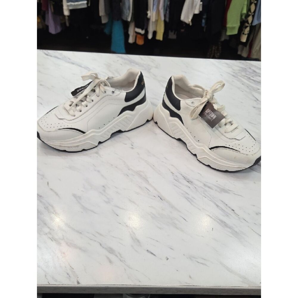 Dolce & Gabbana White and Black Platform Sneakers - Picture 4 of 16